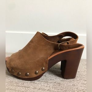 Brown Suede block heel mules